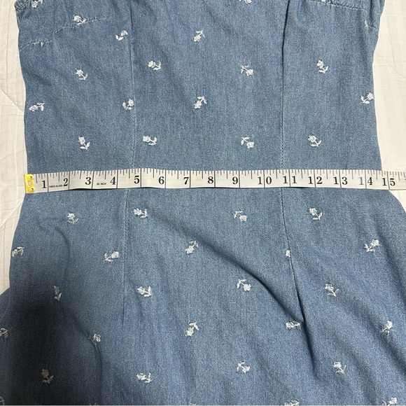 R-Wear Vintage Sleeveless Embroidered Floral Denim Dress - Picture 9 of 9